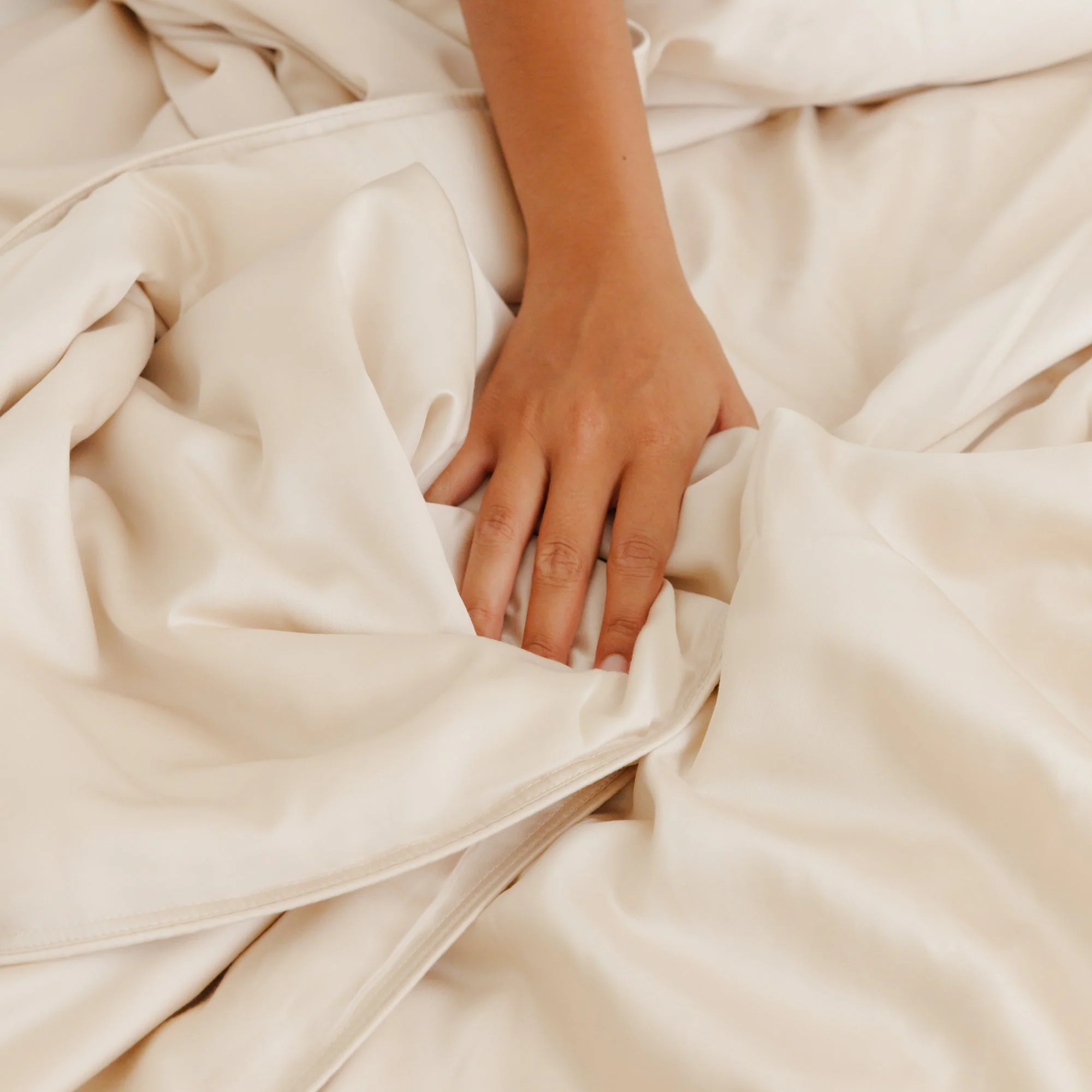 Double Cocoon Mulberry Silk-filled Quilt - Image 14