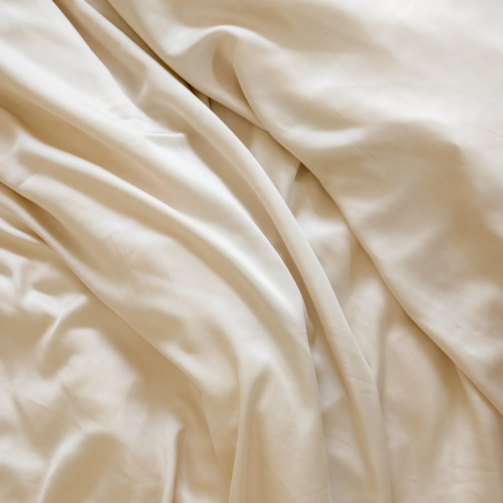 Organic Bamboo Sateen Fitted Sheet - Image 5